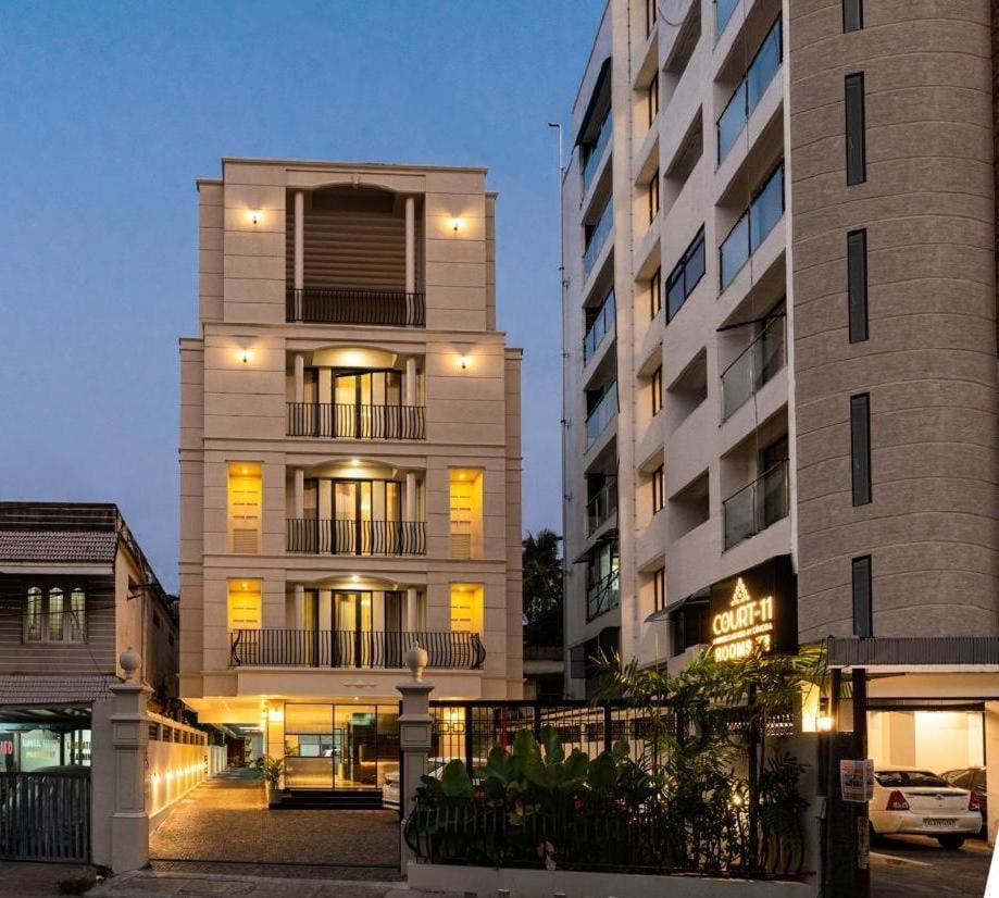 Court 11 By Dimora Otel Kochi Dış mekan fotoğraf